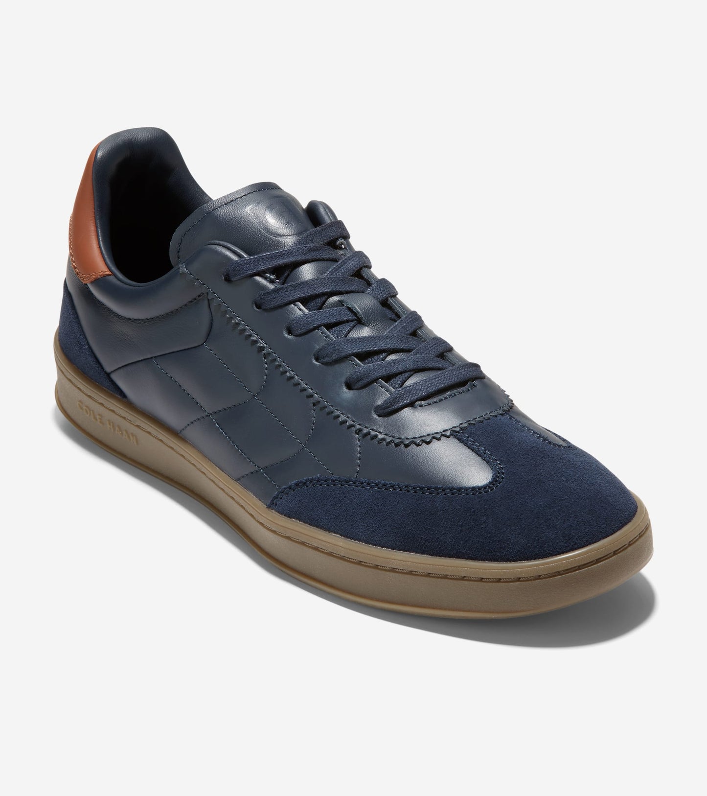 C38051:NAVY/CH BRITISH TAN/GUM