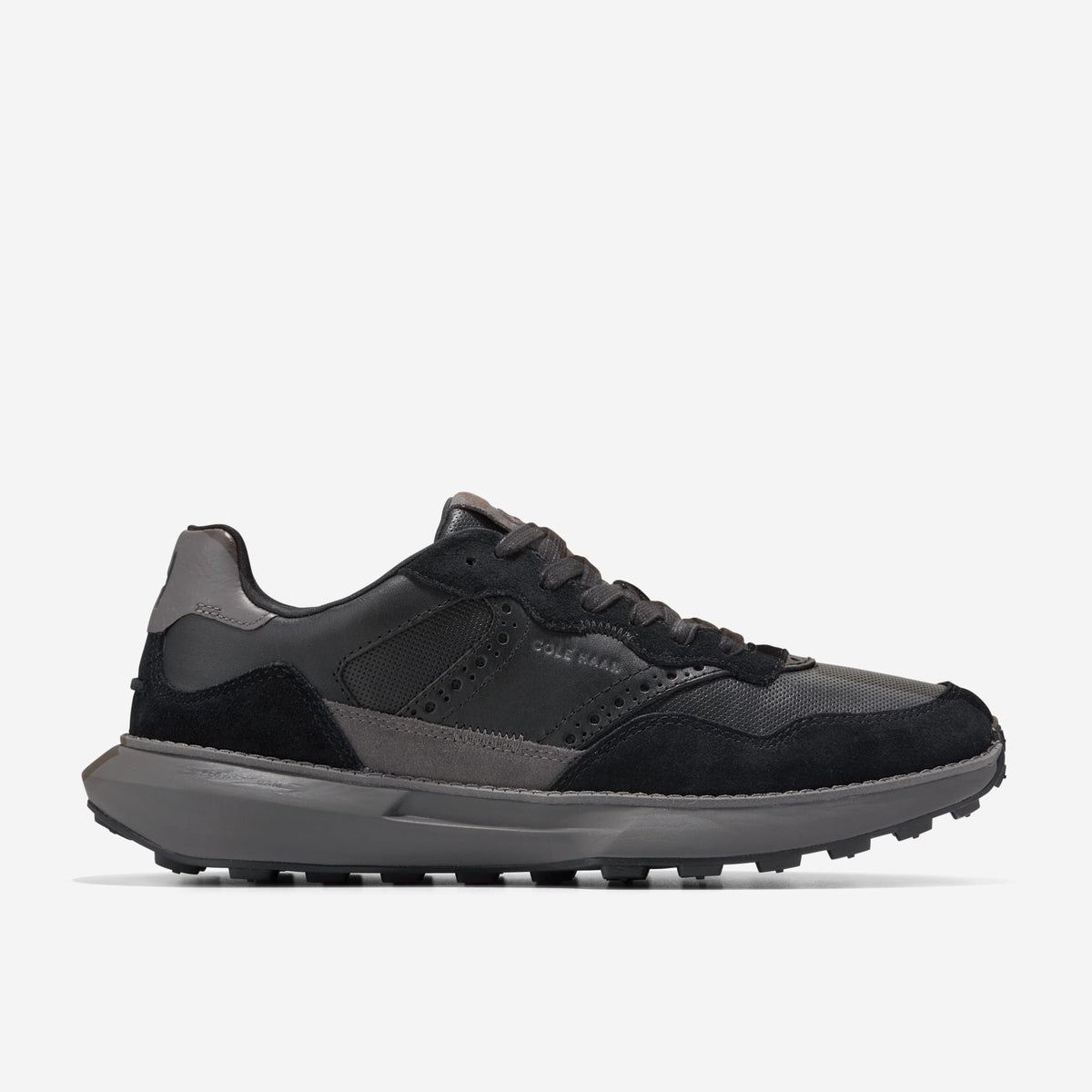C37522:BLACK/PAVEMENT