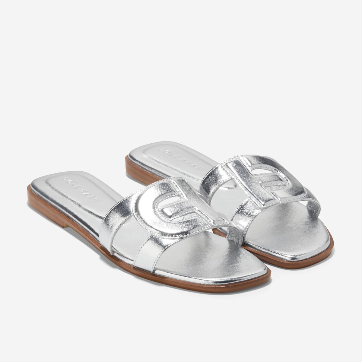 W30556:SILVER LEATHER