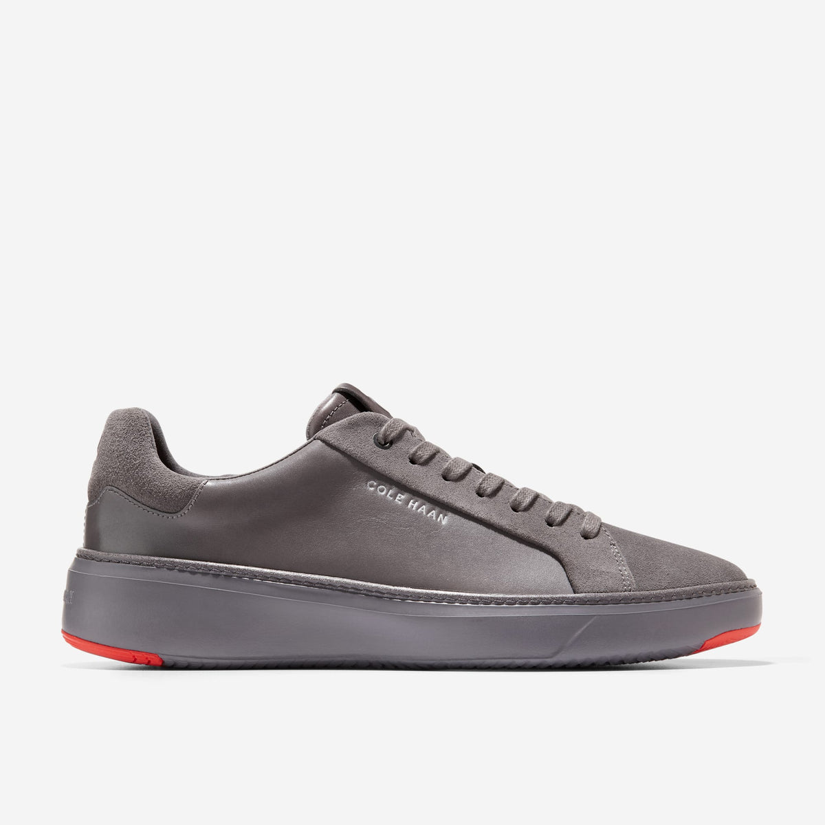 C37531:TORNADO/CITRUS RED/PAVEMENT