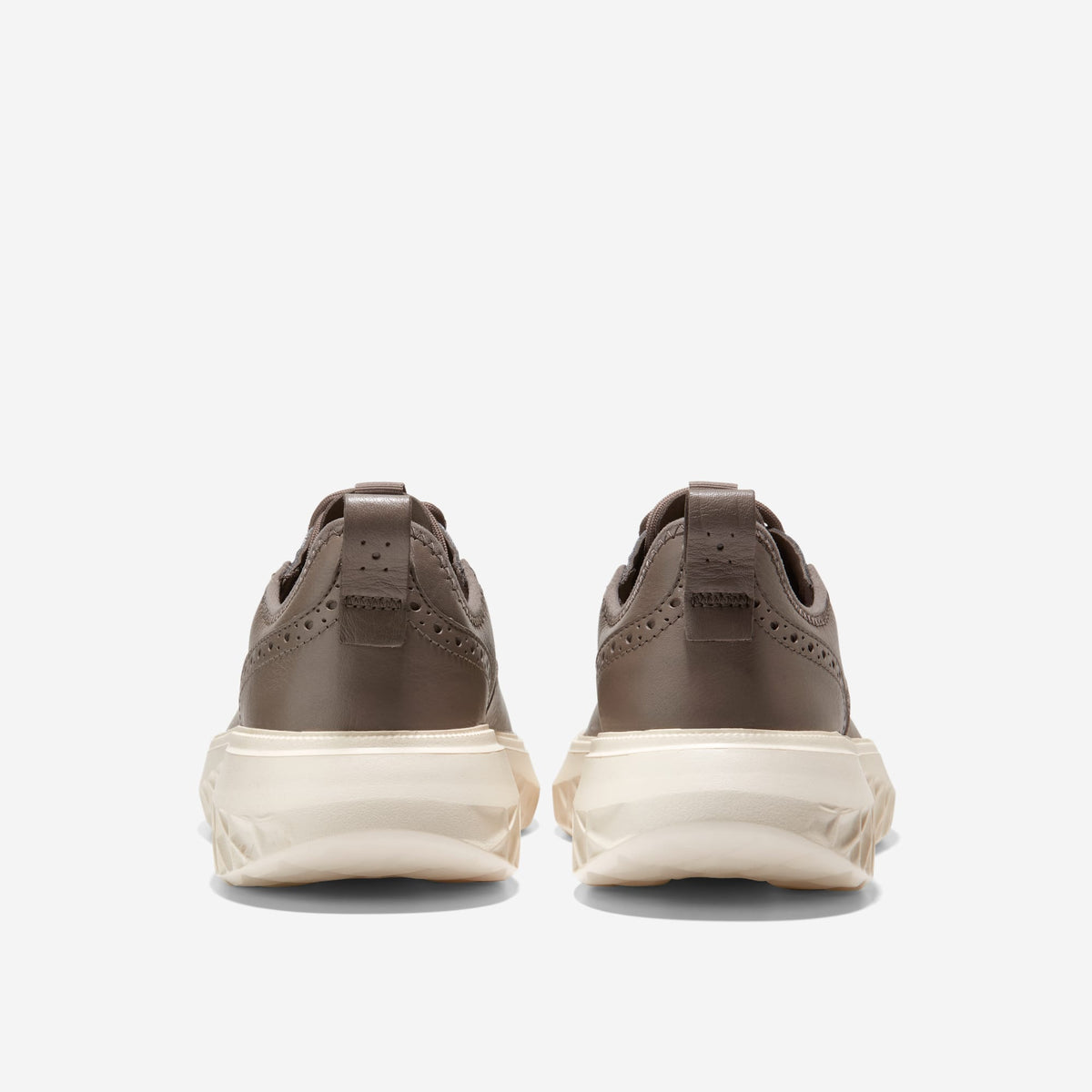 C38272:MOREL PEBBLE GRAIN/IVORY