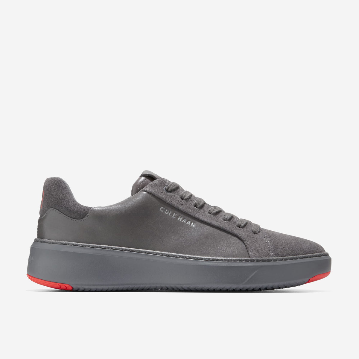 C37531:TORNADO/CITRUS RED/PAVEMENT