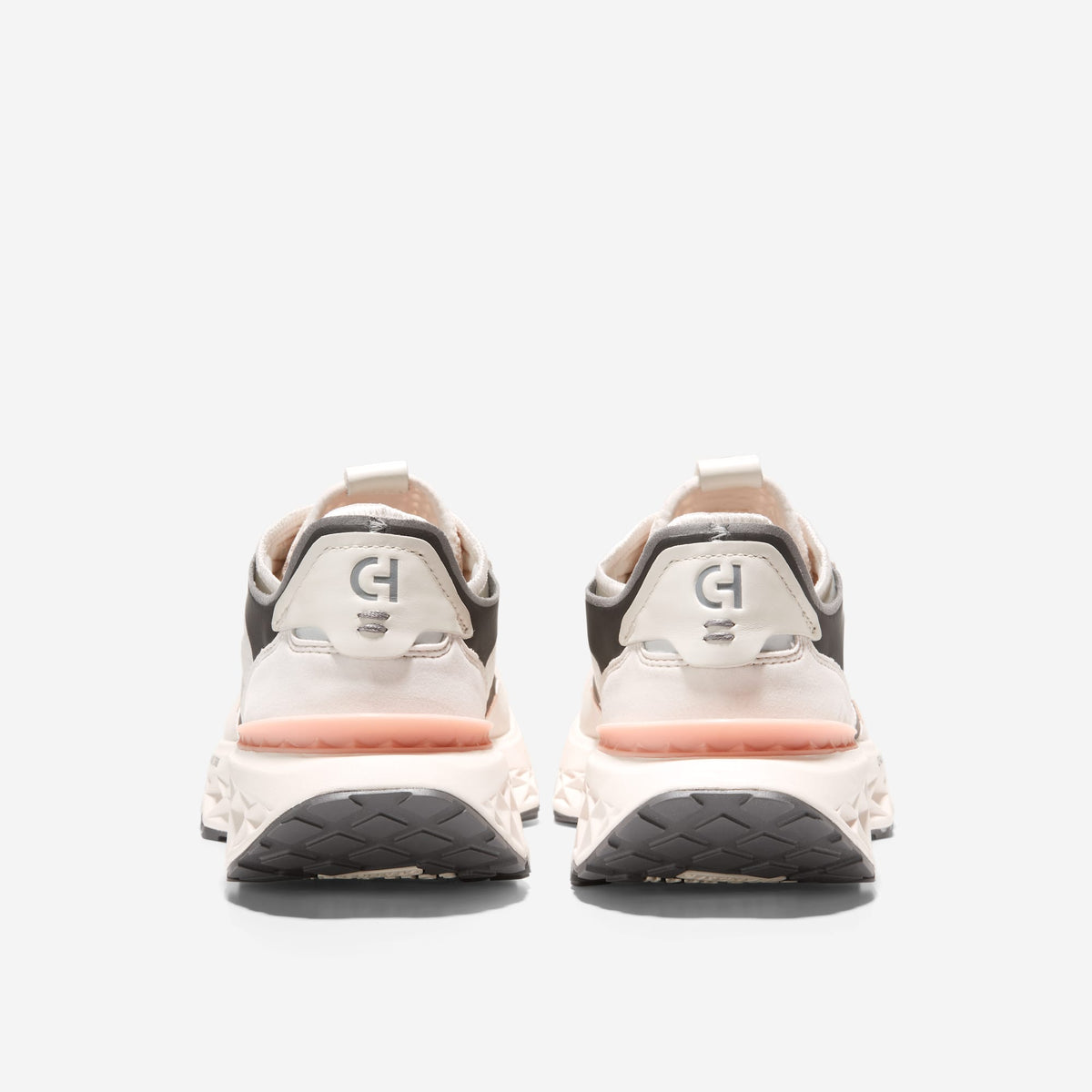 C37467:WHITE SAND / TITANIUM / IVORY